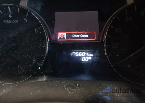 2013 Nissan Pathfinder Sl from USA, damaged, VIN 5N1AR2MM8DC674271